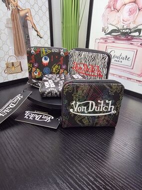 Von Dutch Graphic Zip Wallet